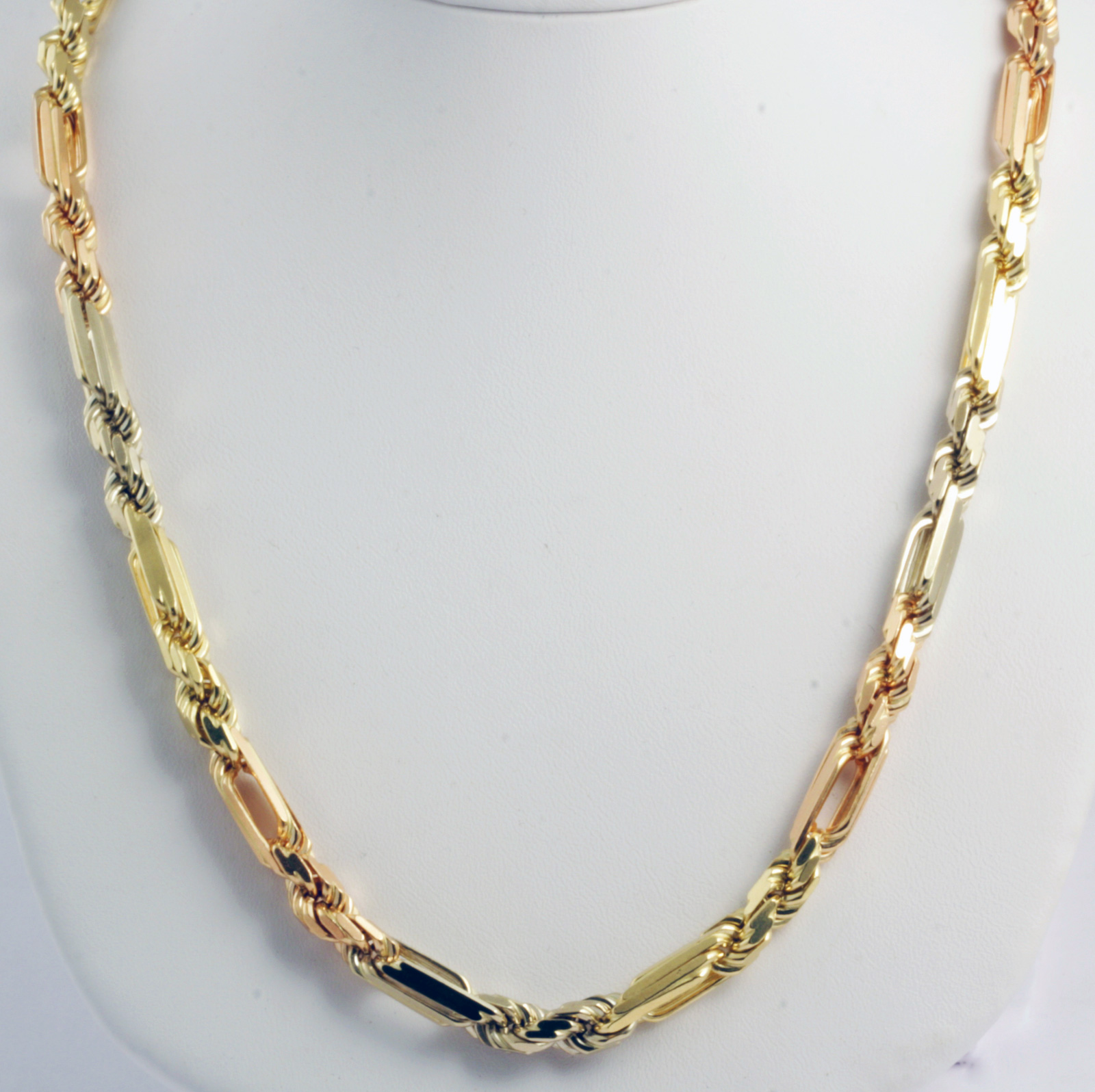 Tri gold chain Clearance